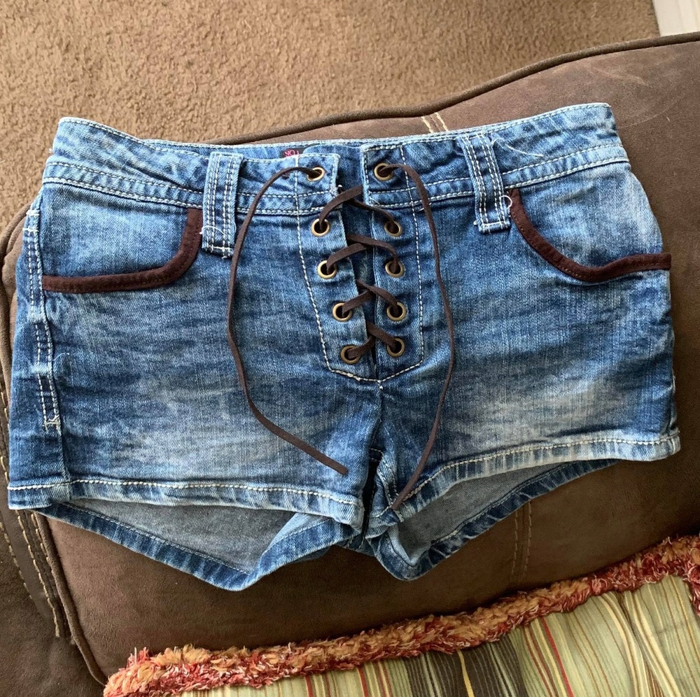 No Boundaries - Jean Shorts